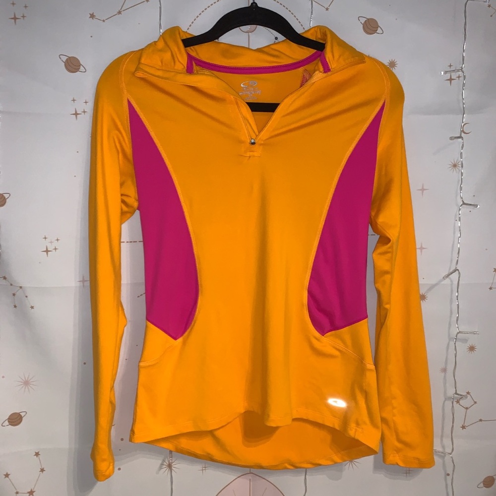 Amazing orange and pink Champion jacket💝